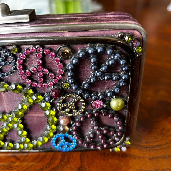 Moo Roo Beaded Clutch - Picture 2 of 8